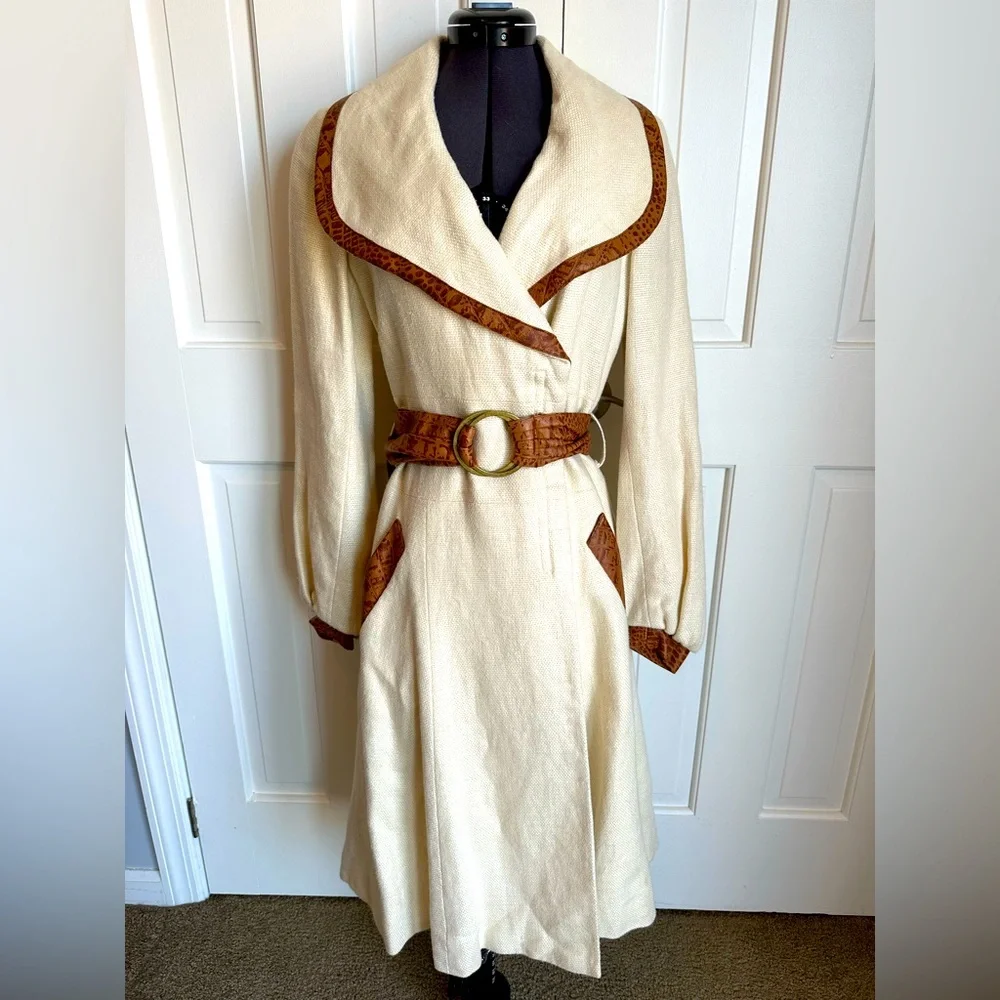 Yaya Linen Coat - Picture 1 of 14